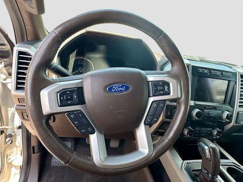 Used 2019 Ford F150 King Ranch w/ Equipment Group 601A Luxury AWD/4WD image 11