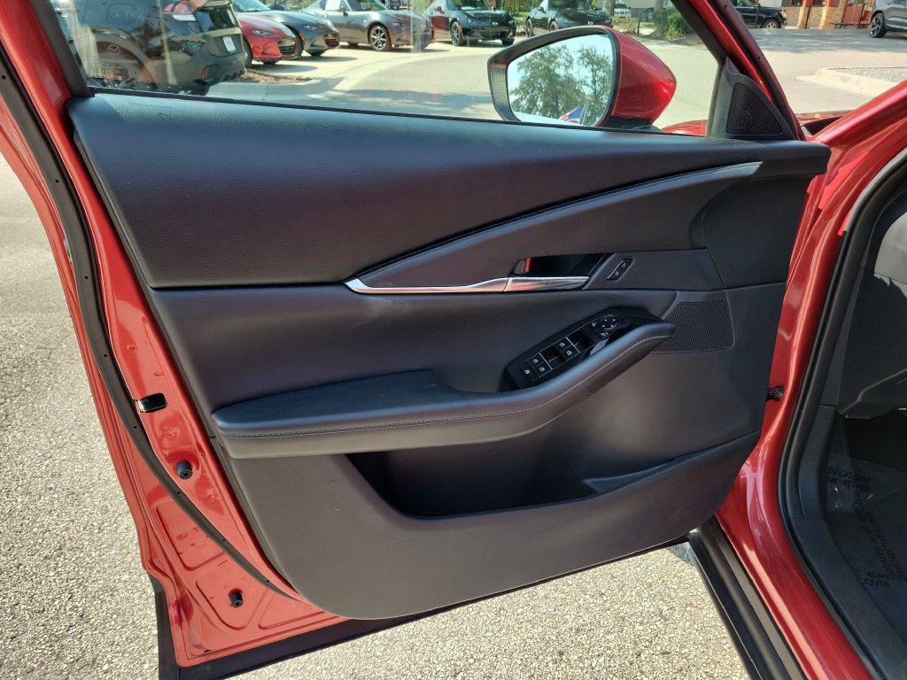 Used 2025 MAZDA CX-30 AWD 2.5 S w/ Preferred Package image 23