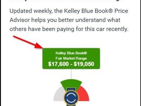 Used 2020 Volkswagen Tiguan SE w/ Panoramic Sunroof Package image 11