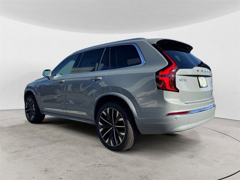 New 2025 Volvo XC90 B6 Ultra w/ Protection Package Premier image 3