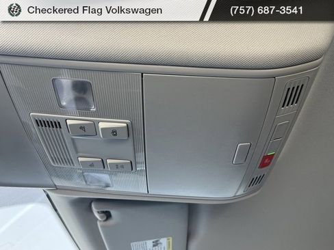 New 2025 Volkswagen Taos SE image 46