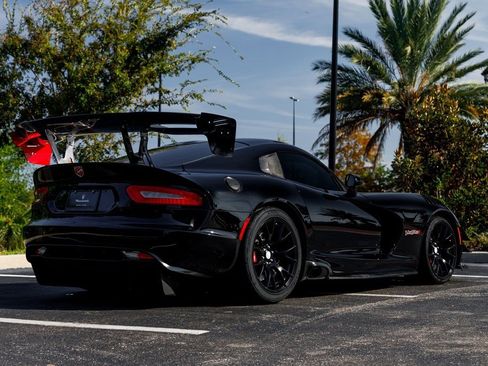 Used 2017 Dodge Viper GTC w/ ACR Package image 6
