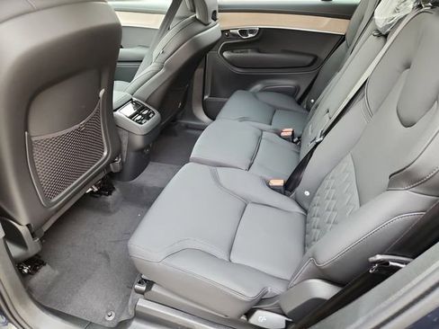 New 2025 Volvo XC90 B6 Plus w/ Protection Package Premier image 10
