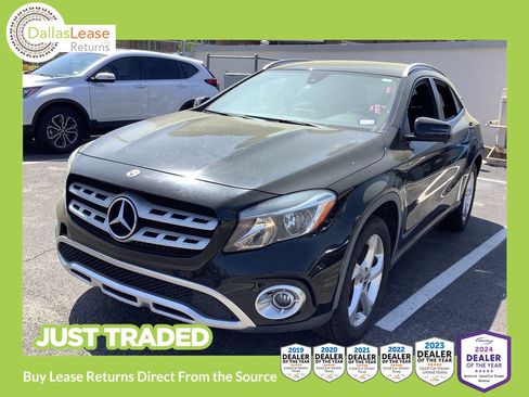 Used 2018 Mercedes-Benz GLA 250 4MATIC image 1