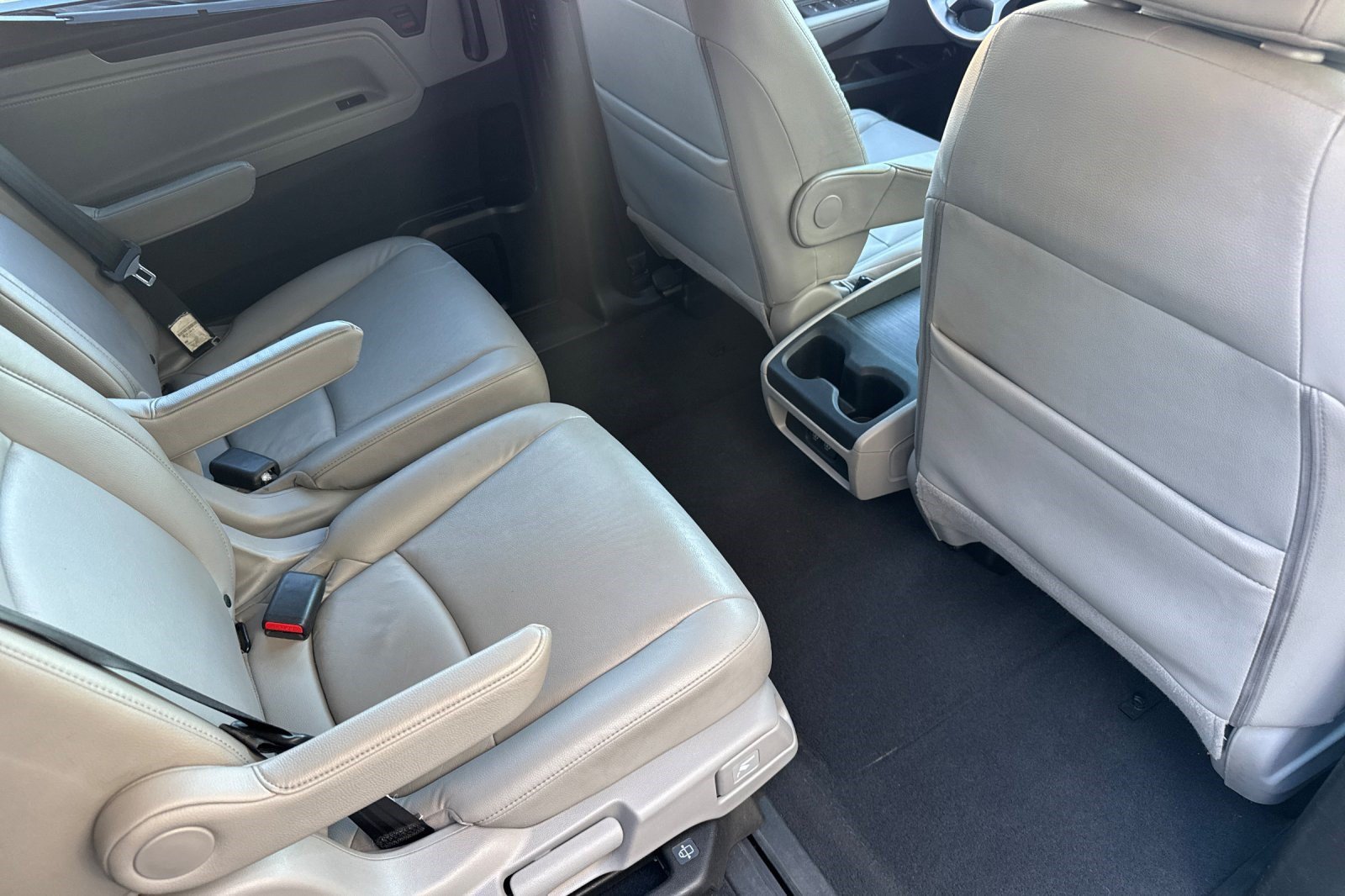 Used 2018 Honda Odyssey EX-L image 31
