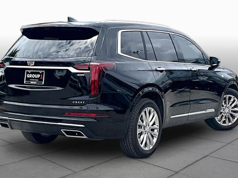 Used 2025 Cadillac XT6 Premium Luxury w/ Technology Package FWD image 12