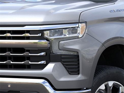 New 2026 Chevrolet Silverado 1500 LTZ w/ Technology Package image 10