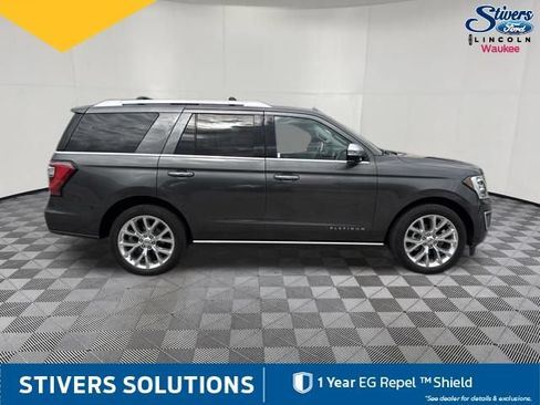 Used 2018 Ford Expedition Platinum AWD/4WD image 5