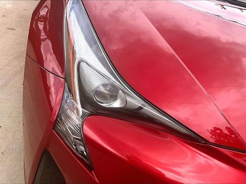 Used 2017 Toyota Prius Four FWD image 39