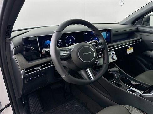 New 2025 Hyundai Santa Cruz Limited image 12