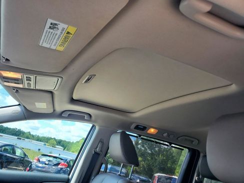 Used 2014 Honda Odyssey EX-L image 18