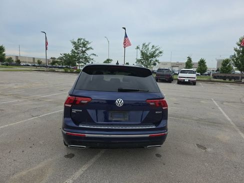 Used 2021 Volkswagen Tiguan SEL Premium R-Line w/ 3rd Row Seat Package AWD/4WD image 6