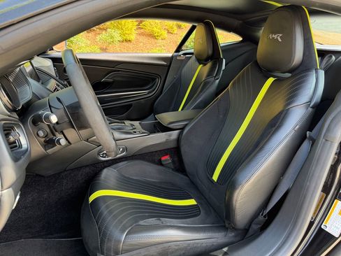 Used 2019 Aston Martin DB11 AMR image 12