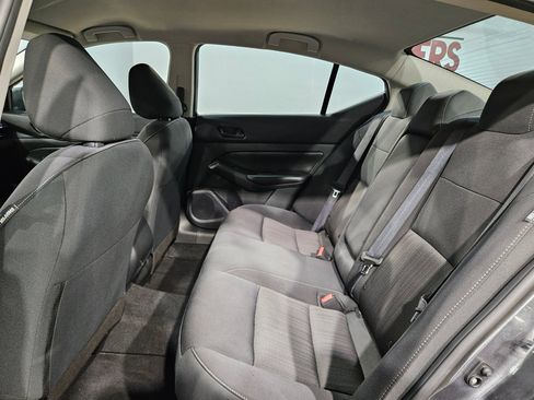 Used 2024 Nissan Altima 2.5 S FWD image 34