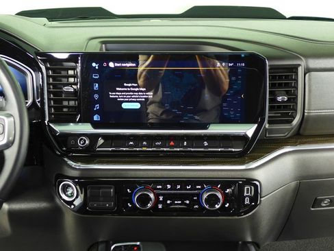 Used 2024 Chevrolet Silverado 1500 LT Trail Boss w/ Convenience Package II image 26