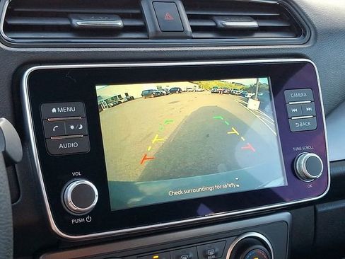 Used 2023 Nissan Leaf S image 18