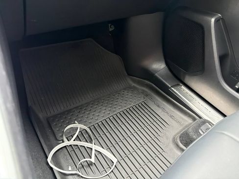 Used 2024 Toyota Highlander XSE FWD image 24