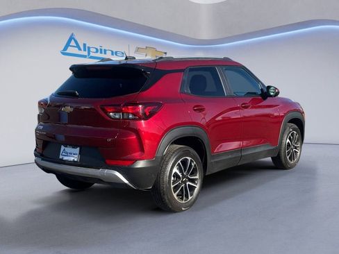 Used 2025 Chevrolet TrailBlazer LT image 5