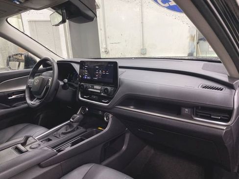 Used 2025 Toyota Grand Highlander AWD image 27