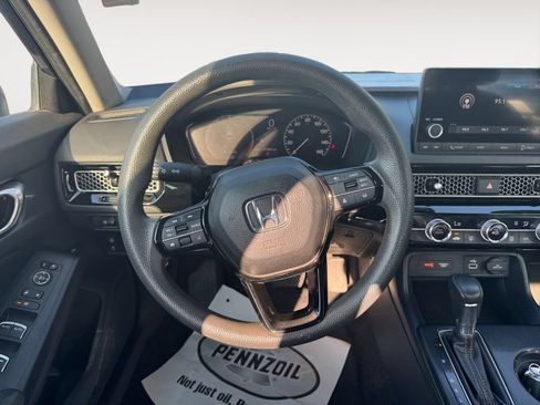 Used 2023 Honda Civic LX image 12