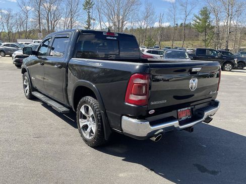 Used 2022 RAM 1500 Laramie AWD/4WD image 3