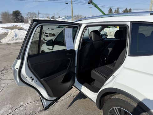 Used 2024 Volkswagen Tiguan Wolfsburg Edition image 27