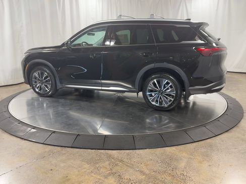 Certified 2026 INFINITI QX60 Luxe w/ Family Package AWD/4WD image 11