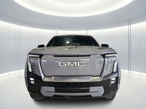 Used 2024 GMC Sierra EV Denali image 9