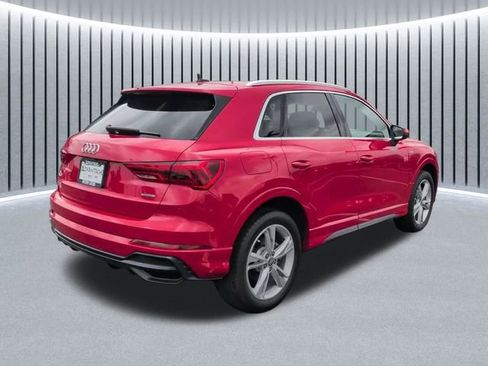 Used 2020 Audi Q3 2.0T Premium Plus w/ Premium Plus Package AWD/4WD image 4