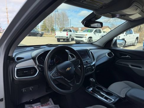 Used 2020 Chevrolet Equinox LT AWD/4WD image 13