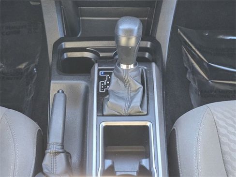 Used 2022 Toyota Tacoma 4x4 Double Cab image 12