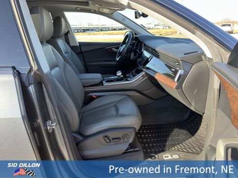 Used 2020 Audi Q8 Premium Plus image 17