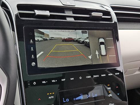 Certified 2023 Hyundai Tucson Limited AWD/4WD image 20