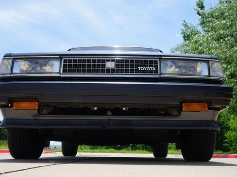 Used 1987 Toyota Cressida Sedan RWD image 25