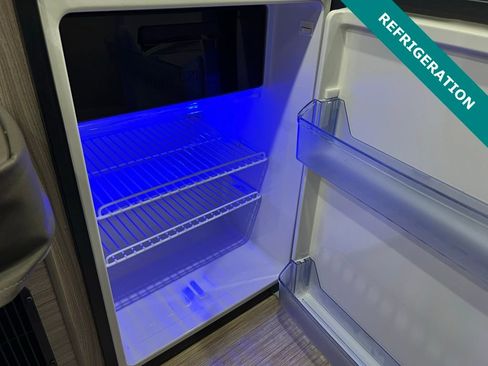 Used 2021 RAM ProMaster 3500 w/ Convenience Group image 31