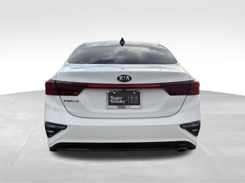 Used 2020 Kia Forte LXS FWD image 6