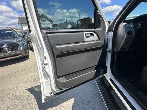 Used 2014 Ford Expedition EL Limited w/ Equipment Group 301A AWD/4WD image 39