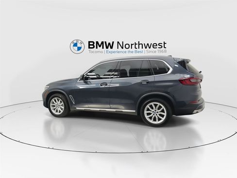 Used 2022 BMW X5 xDrive40i w/ Climate Comfort Package AWD/4WD image 11