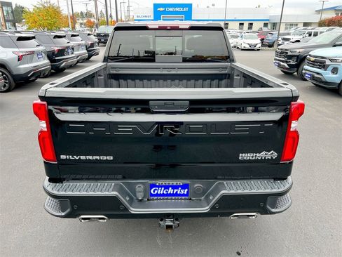 Certified 2019 Chevrolet Silverado 1500 High Country w/ Technology Package image 25