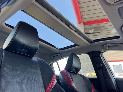 Certified 2023 Toyota Prius Prime Premium FWD image 17