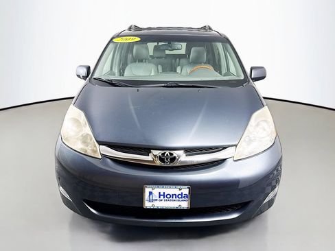 Used 2009 Toyota Sienna XLE Limited AWD/4WD image 2