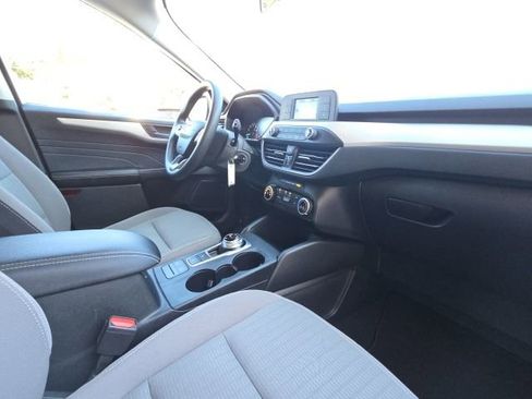 Used 2021 Ford Escape S image 16