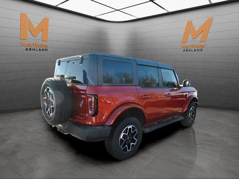 Used 2024 Ford Bronco Outer Banks AWD/4WD image 4