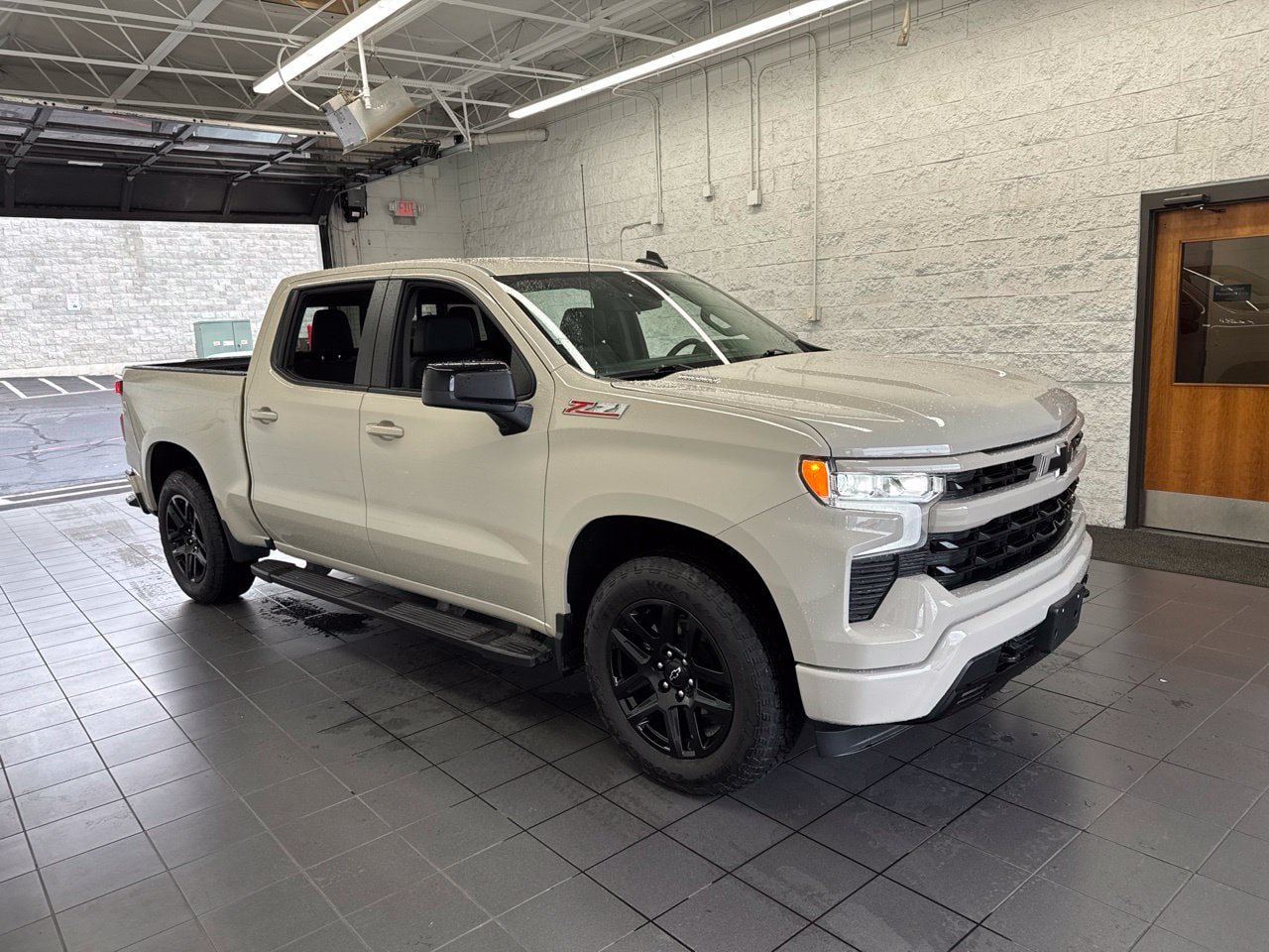 Used 2026 Chevrolet Silverado 1500 RST w/ Convenience Package II AWD/4WD image 1