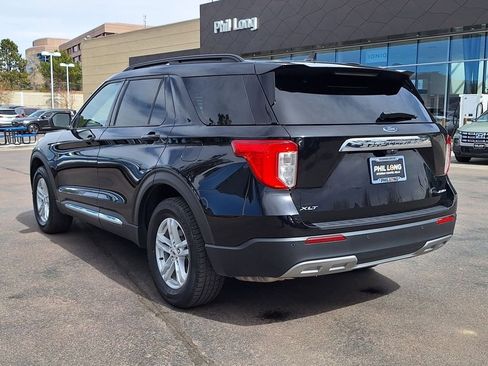 Used 2024 Ford Explorer XLT w/ Equipment Group 202A AWD/4WD image 5