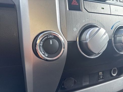 Used 2014 Toyota Tundra SR5 image 28