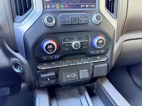Used 2021 GMC Sierra 1500 SLT RWD image 23