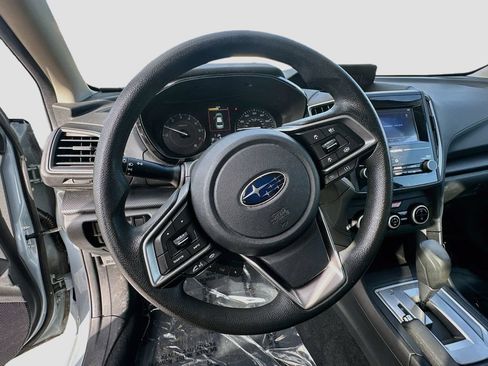 Used 2021 Subaru Crosstrek 2.0i AWD/4WD image 11