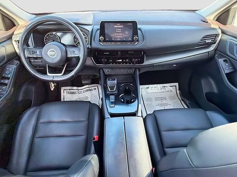 Used 2021 Nissan Rogue SV w/ Premium Package FWD image 15