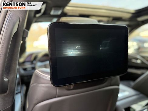 Used 2023 Cadillac Escalade Sport Platinum image 39